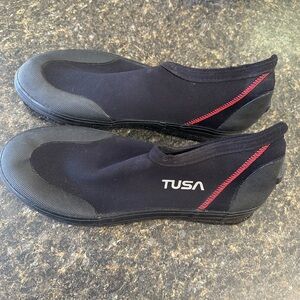 TUSA dive shoes